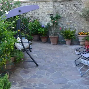 https://casa-furielli.it-tuscanyhotel.com